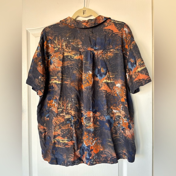 Free People Share Good Vibes Button Front Short Sleeve Shirt Size Small - Picture 2 of 9